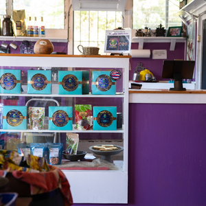 What Does Hawaiian Rum Cake Taste Like?